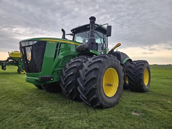 Image of John Deere 9520R Primary image