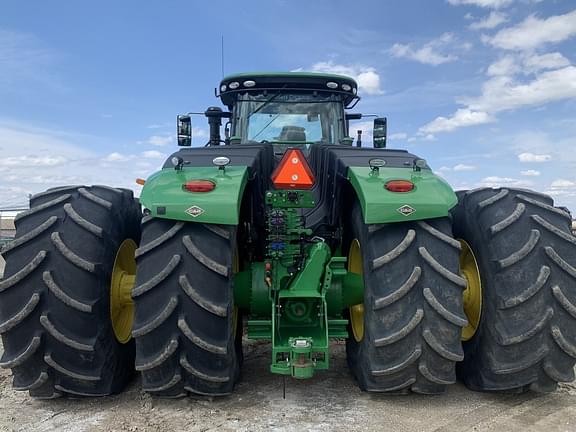 Image of John Deere 9520R equipment image 3