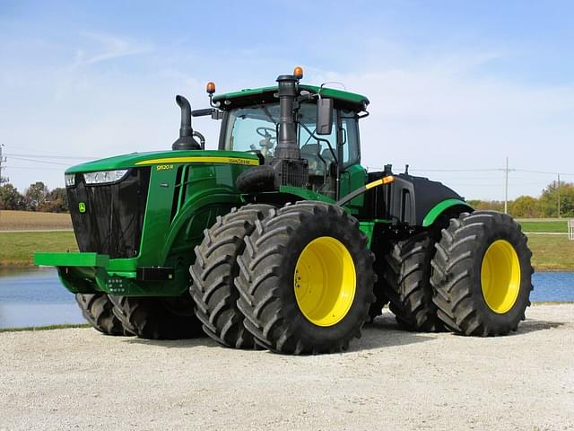 Image of John Deere 9520R equipment image 1