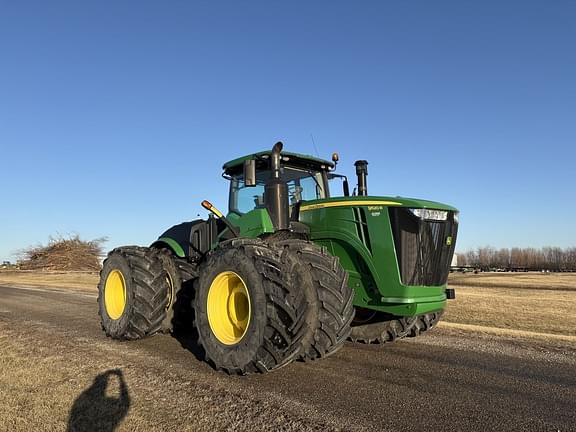 Image of John Deere 9520R equipment image 1