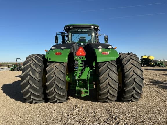 Image of John Deere 9520R equipment image 4