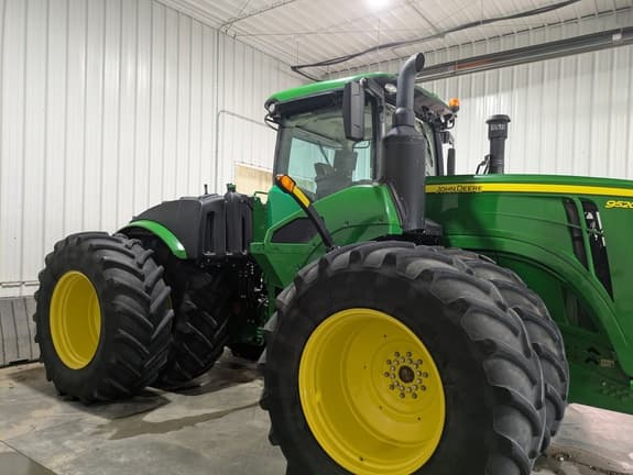 Image of John Deere 9520R equipment image 4