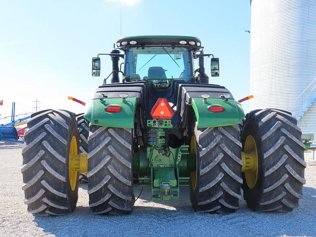 Image of John Deere 9520R equipment image 3