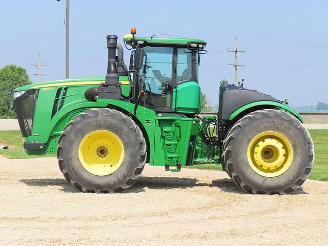 Image of John Deere 9520R equipment image 1