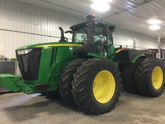 2020 John Deere 9520R Equipment Image0