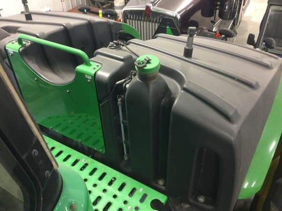 Image of John Deere 9520R equipment image 4