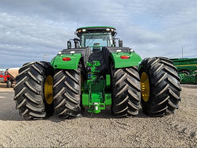 Image of John Deere 9520R equipment image 3