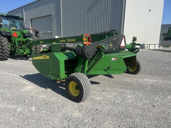Image of John Deere 956 equipment image 2