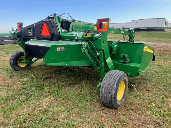 Image of John Deere 956 equipment image 1