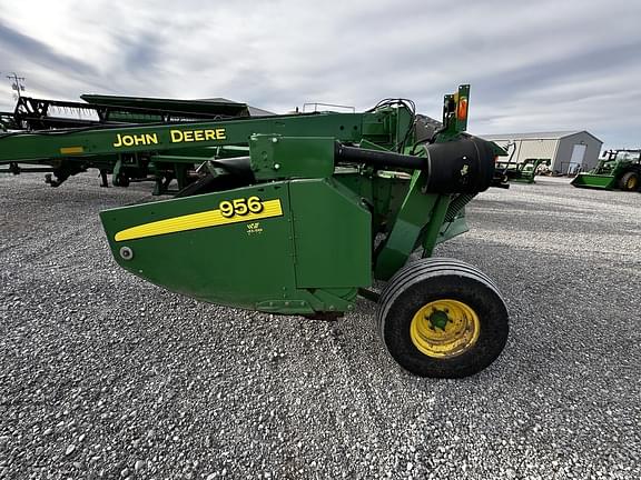 Image of John Deere 956 equipment image 2