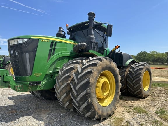2020 John Deere 9620R Equipment Image0