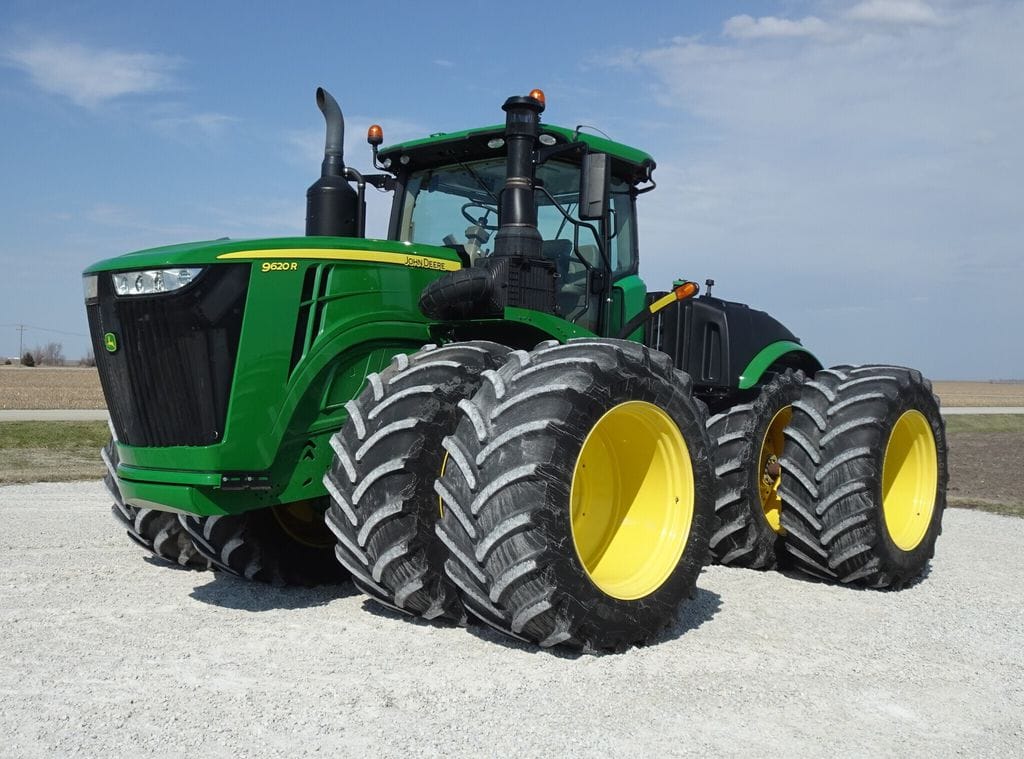 2020 John Deere 9620R Equipment Image0