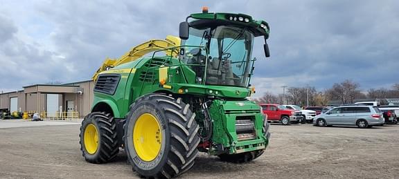 Image of John Deere 9800 equipment image 1