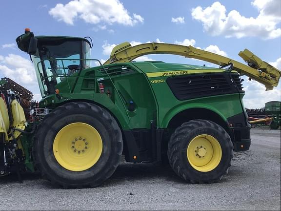 Image of John Deere 9800i Primary image