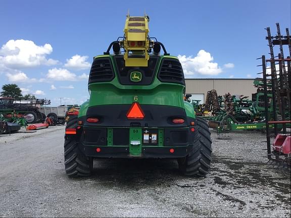 Image of John Deere 9800i equipment image 4