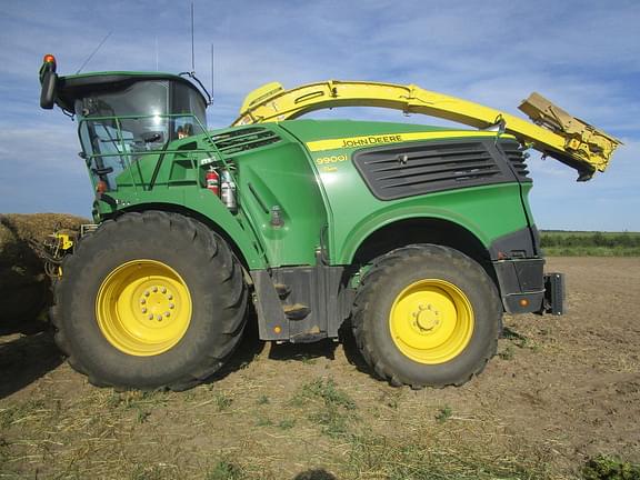 Image of John Deere 9900 Primary image