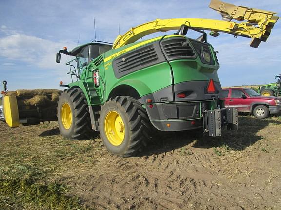 Image of John Deere 9900 equipment image 1