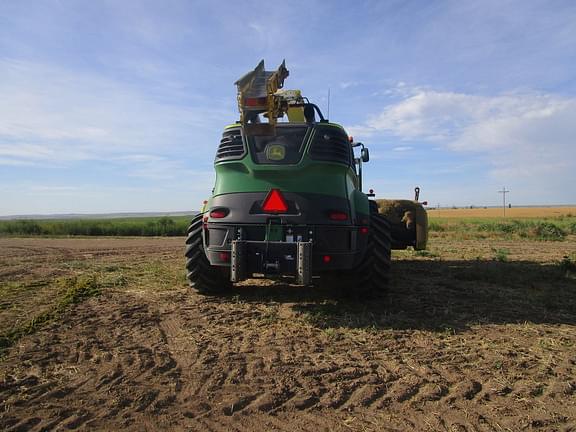 Image of John Deere 9900i equipment image 4