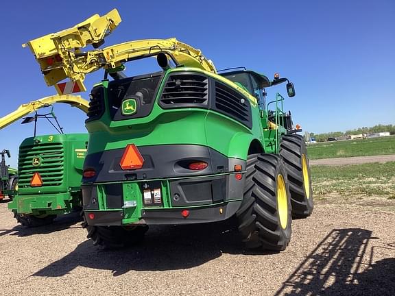 Image of John Deere 9900 equipment image 2