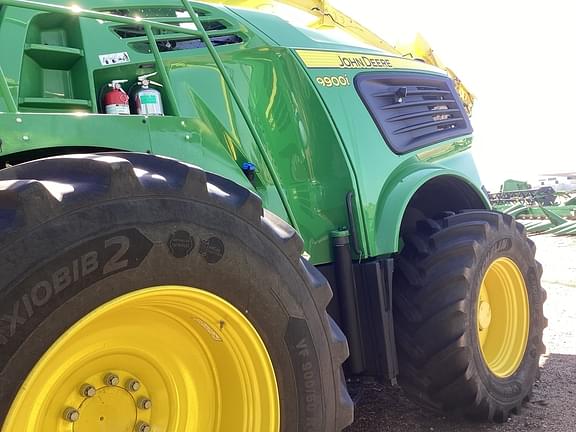 Image of John Deere 9900 equipment image 4