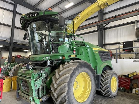 Image of John Deere 9900i equipment image 1