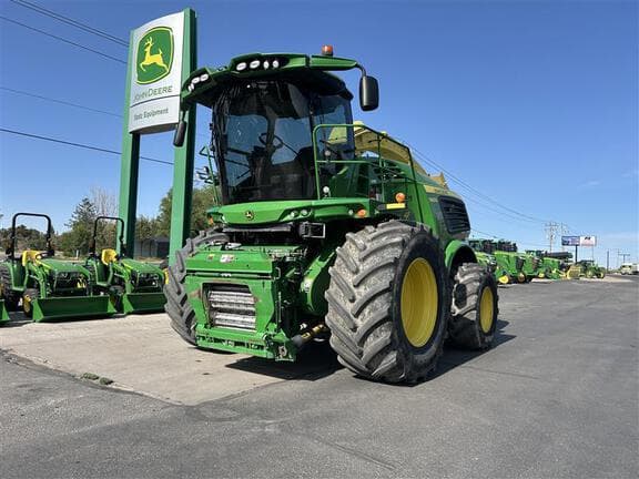 Image of John Deere 9900i equipment image 1