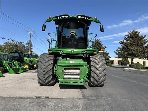 Image of John Deere 9900 equipment image 1
