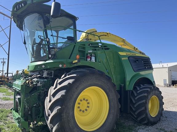 Image of John Deere 9900i Primary image