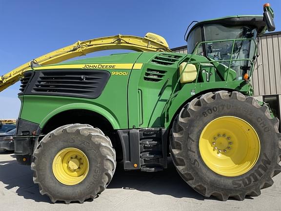 Image of John Deere 9900i equipment image 1