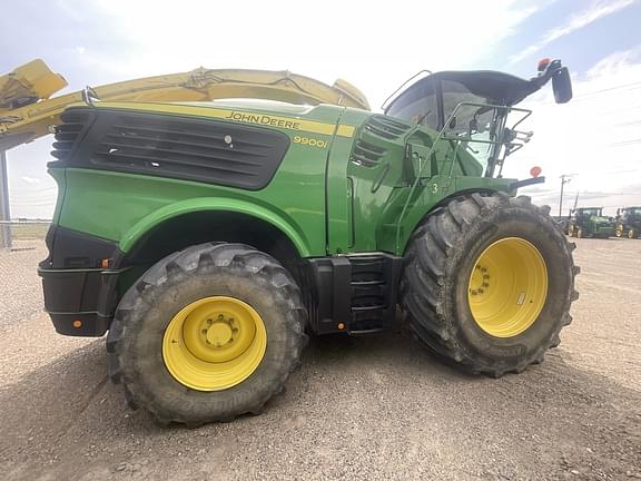 Image of John Deere 9900 Primary image