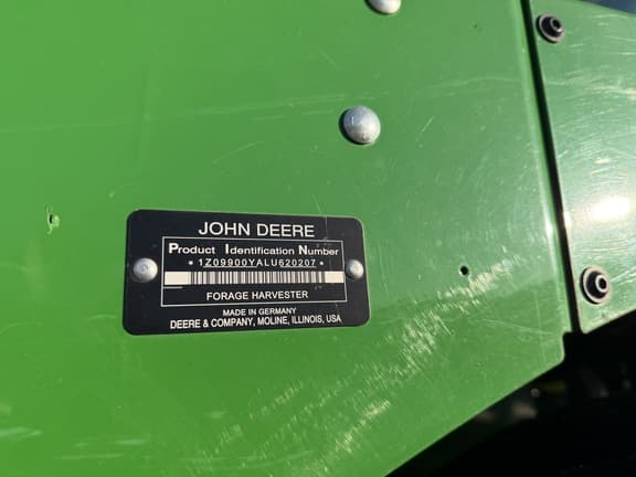 Image of John Deere 9900 equipment image 1