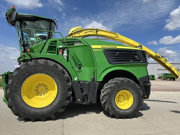 Image of John Deere 9900i equipment image 1