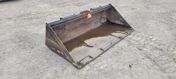 Main image John Deere C72