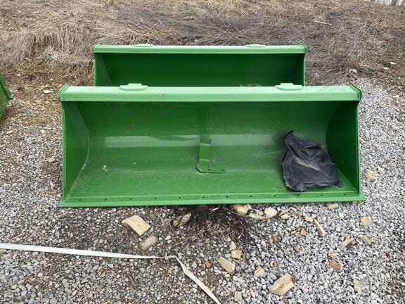 2020 John Deere Bucket Equipment Image0