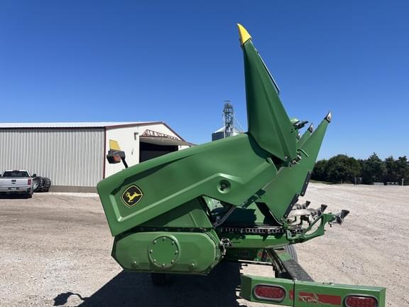Image of John Deere C16R equipment image 1