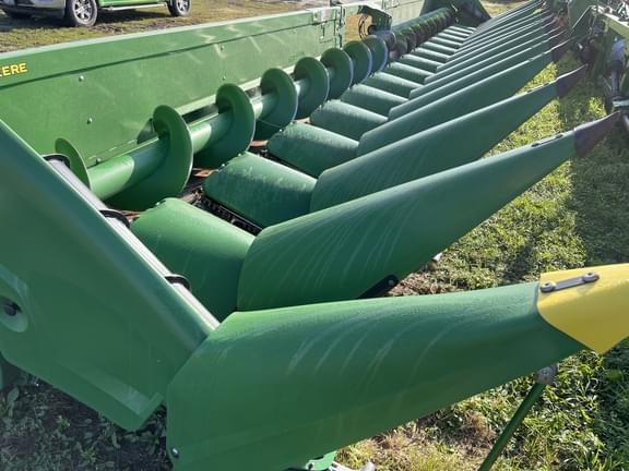 Image of John Deere C16R equipment image 1