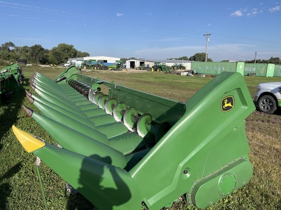 2020 John Deere C16R Equipment Image0
