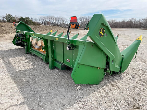 Image of John Deere C8R equipment image 4