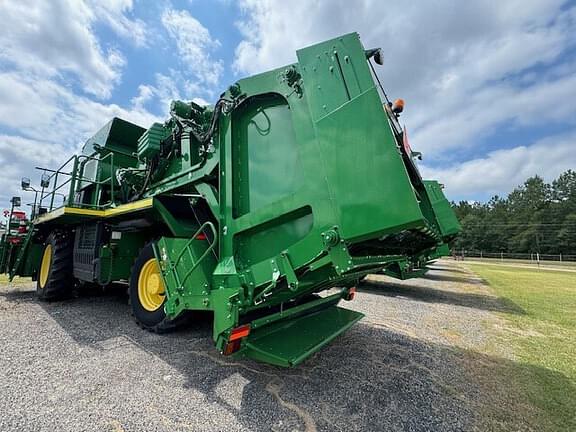 Image of John Deere CP690 equipment image 4