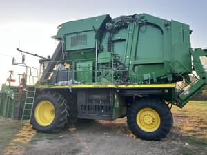 2020 John Deere CP690 Image