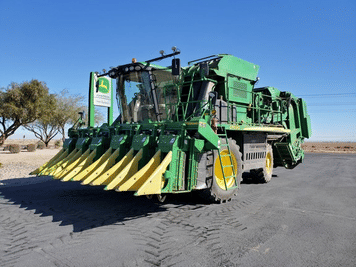 Main image John Deere CP690