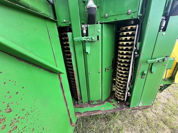 Image of John Deere CP690 equipment image 4
