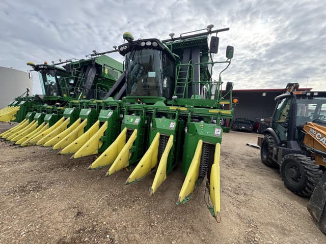 Image of John Deere CP690 equipment image 2