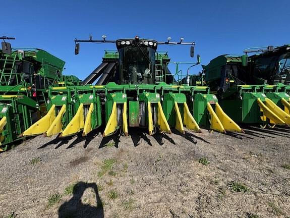 Image of John Deere CP690 equipment image 1