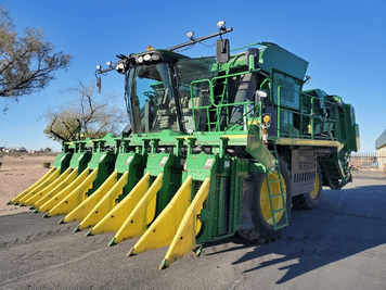 Main image John Deere CP690