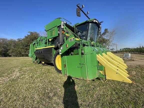 Image of John Deere CP690 equipment image 1