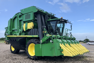 Main image John Deere CP690