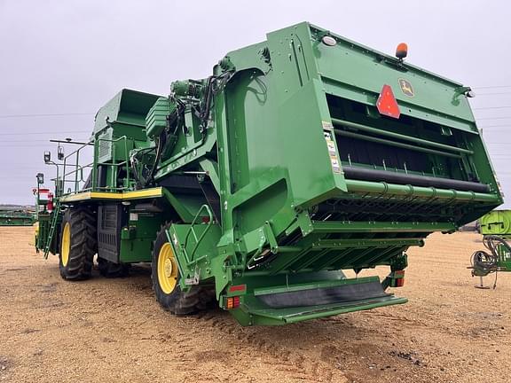 Image of John Deere CP690 equipment image 4