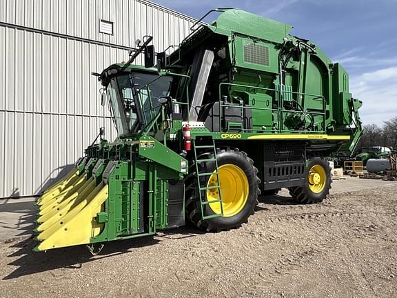 Image of John Deere CP690 equipment image 3