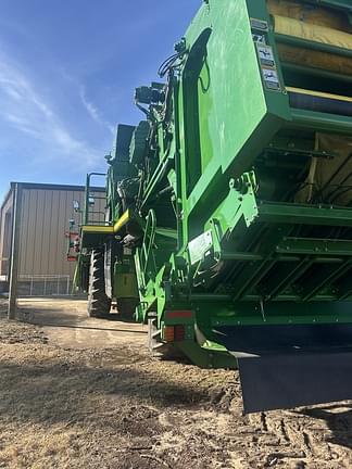 Image of John Deere CP690 equipment image 4